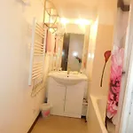 Le Petit Nid Apartament *