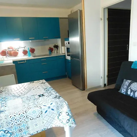 Apartment Le Petit Nid Lourdes