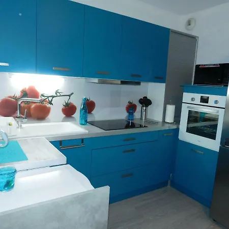Le Petit Nid Apartment